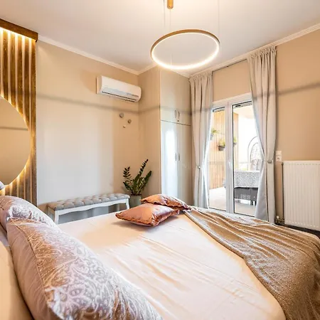 Meltemi House - A Seaside Luxury Maisonnette