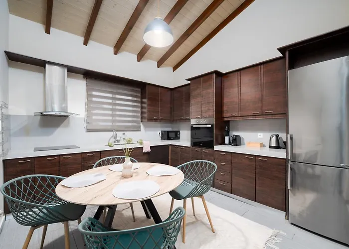 Σπίτι διακοπών Meltemi House - A Seaside Luxury Maisonnette Διγελιώτικα