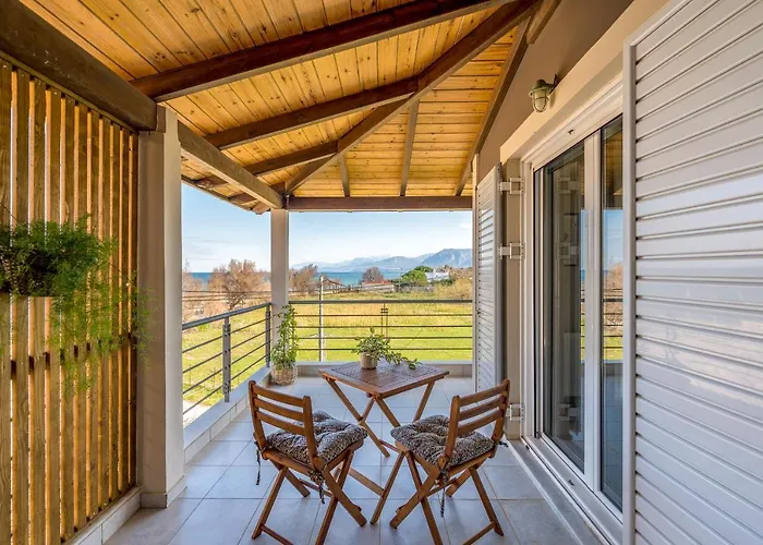 Meltemi House - A Seaside Luxury Maisonnette Σπίτι διακοπών Διγελιώτικα